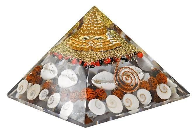 Crystal Wealth Gomati Chakra Shree Yantra Pyramid - ByondBasket