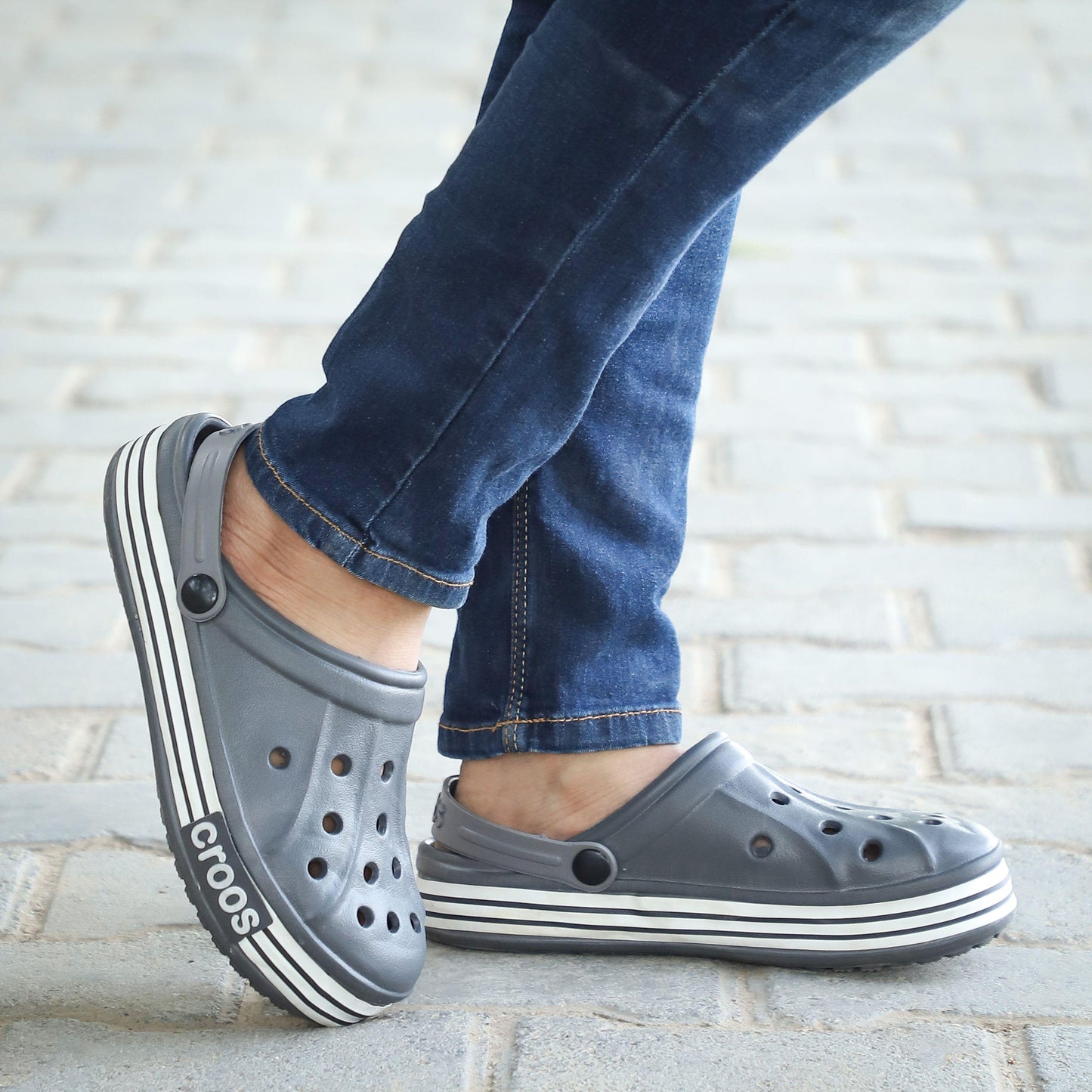 Monex New Latest Grey Clogs For Mens